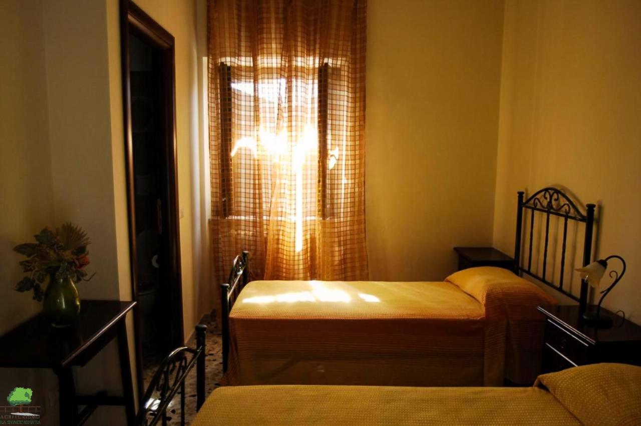 La Staccionata Villa Arpino Luaran gambar