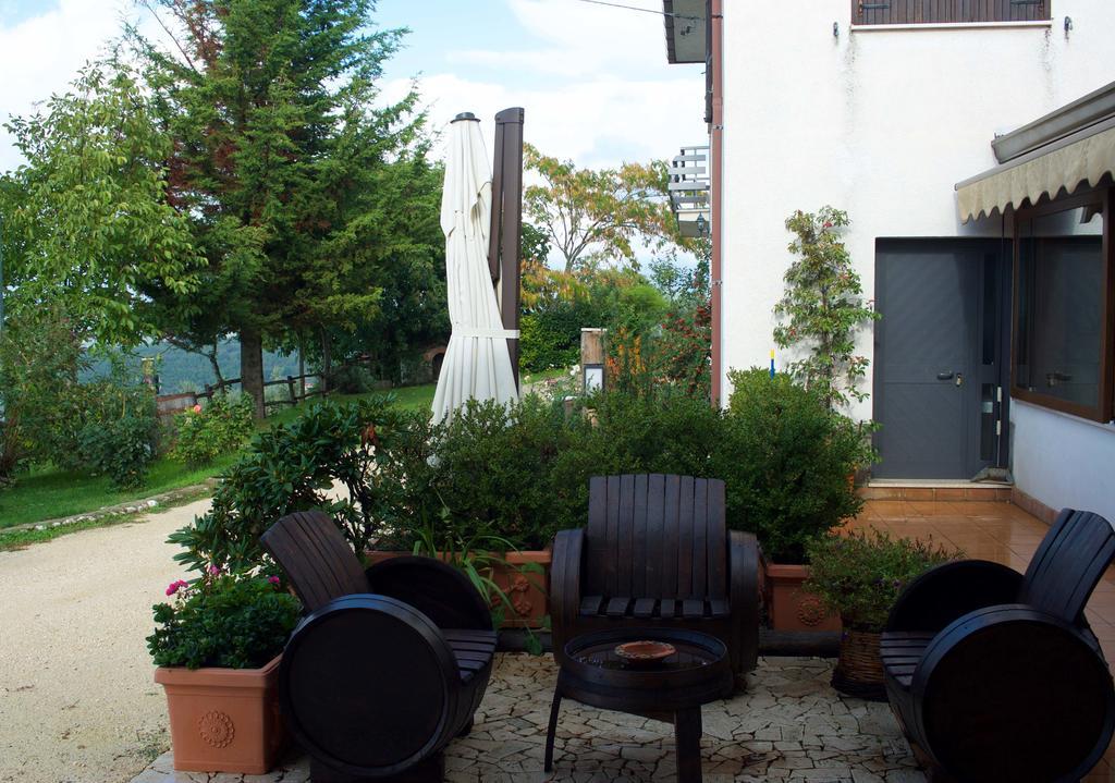 La Staccionata Villa Arpino Luaran gambar